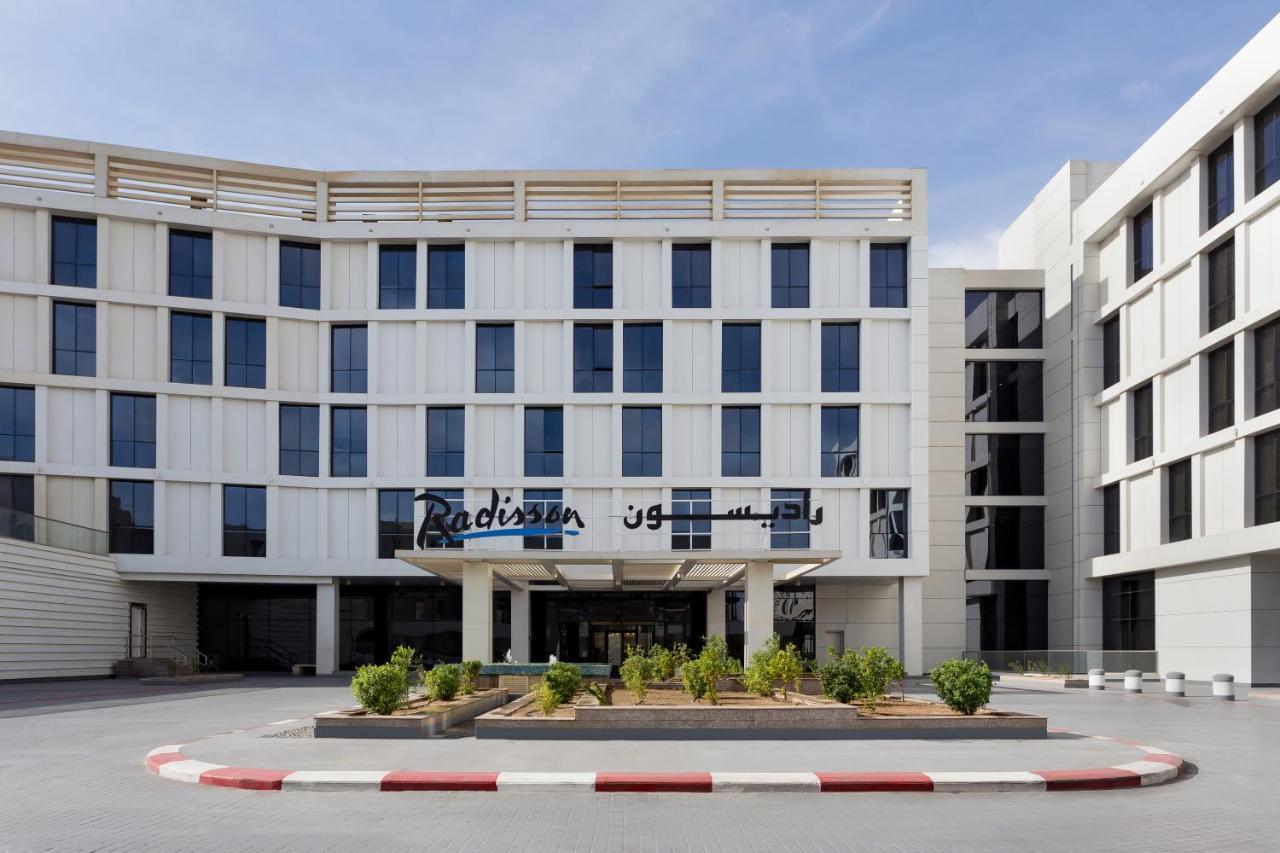 Radisson Hotel & Apartments Dammam Industrial City Kültér fotó