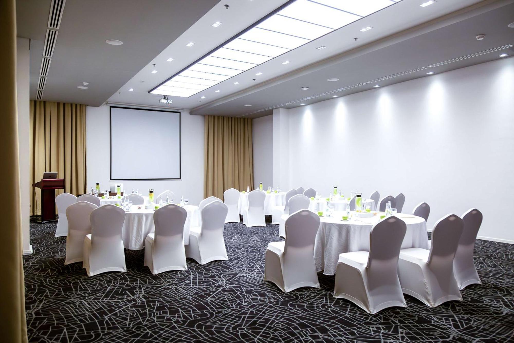 Radisson Hotel & Apartments Dammam Industrial City Kültér fotó