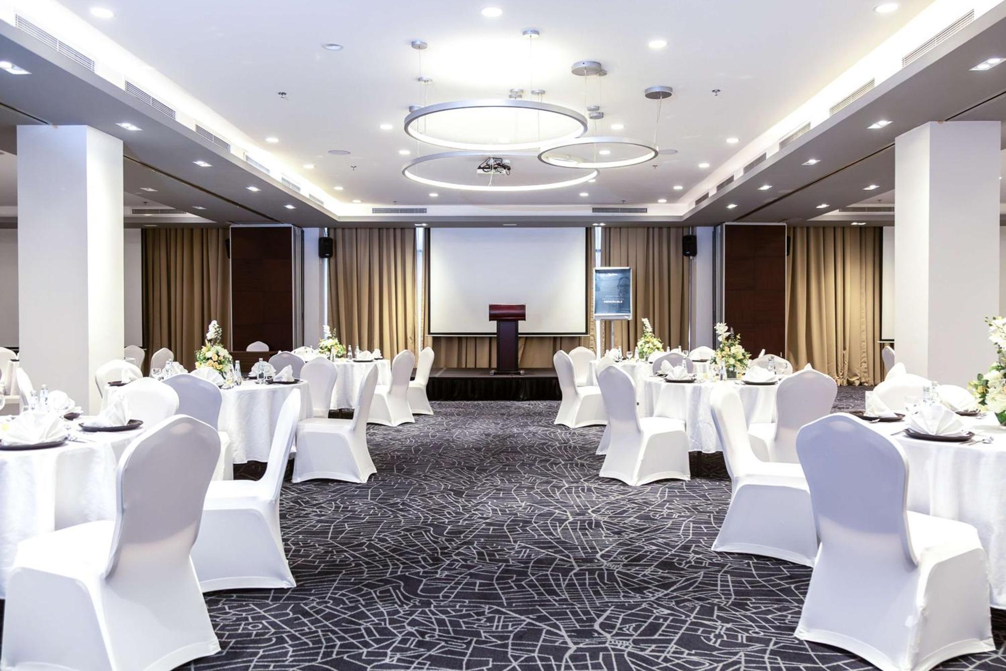 Radisson Hotel & Apartments Dammam Industrial City Kültér fotó
