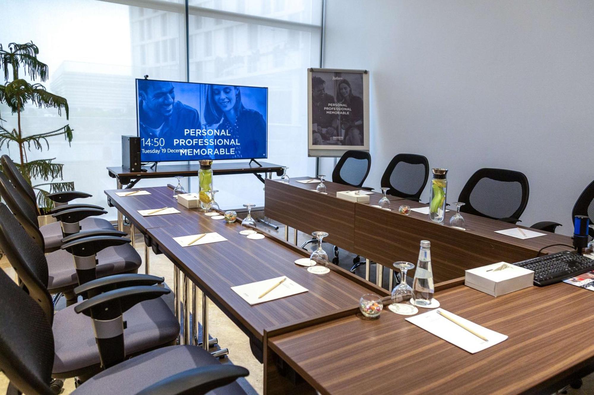 Radisson Hotel & Apartments Dammam Industrial City Kültér fotó