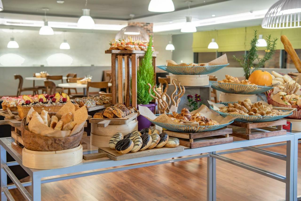 Radisson Hotel & Apartments Dammam Industrial City Kültér fotó